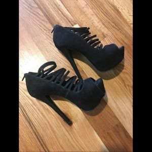 Steve Madden Shaykin Pump